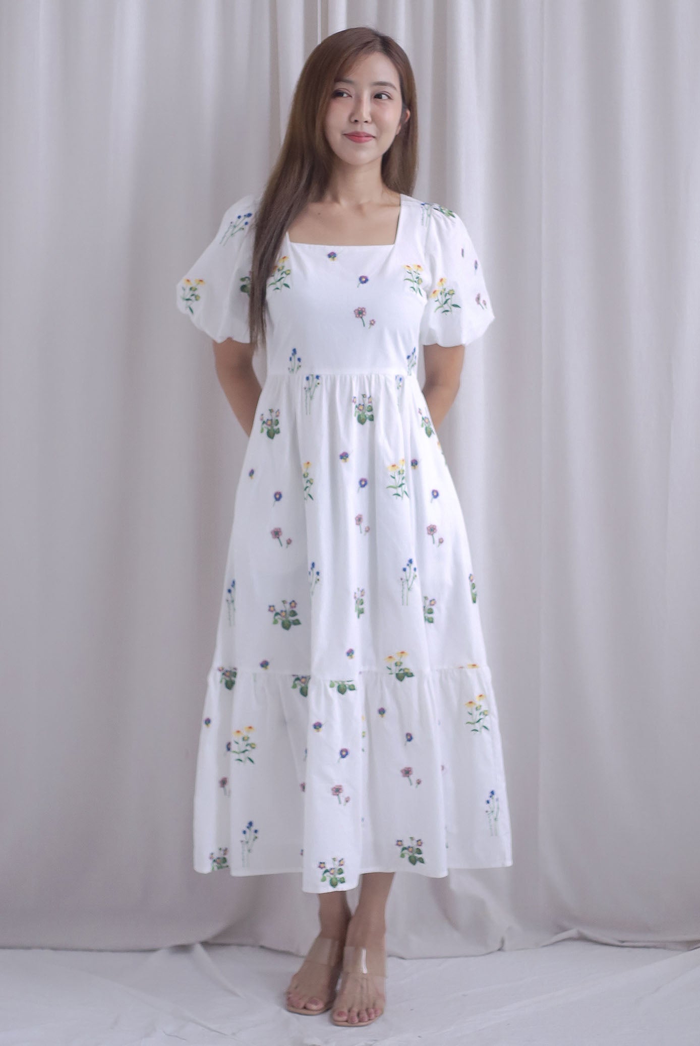 Mosley Floral Stalk Embro Puffy Sleeve Dress In White