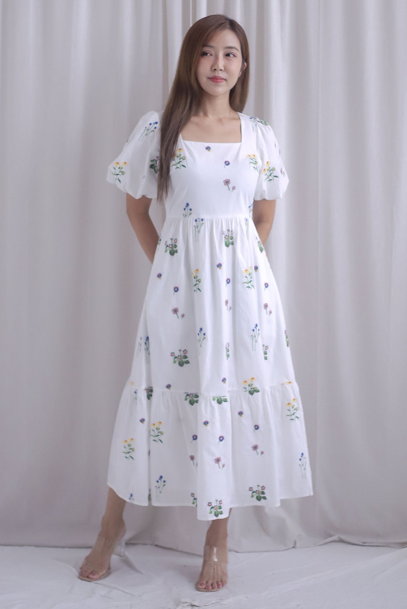 Mosley Floral Stalk Embro Puffy Sleeve Dress In White