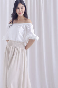 Mozella Two Way Off Shoulder Top In White