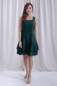 Paddington Double Pleat Tier Aline Dress In Forest Green