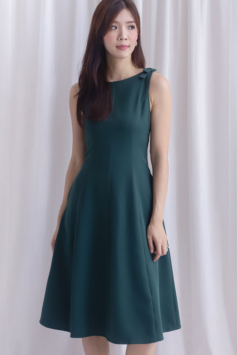 Restocked* Phyllis Bow Seam Midi Dress In Forest Green The Design Closets Restocked* Phyllis Bow Seam Midi Dress In Forest Green The Design Closets