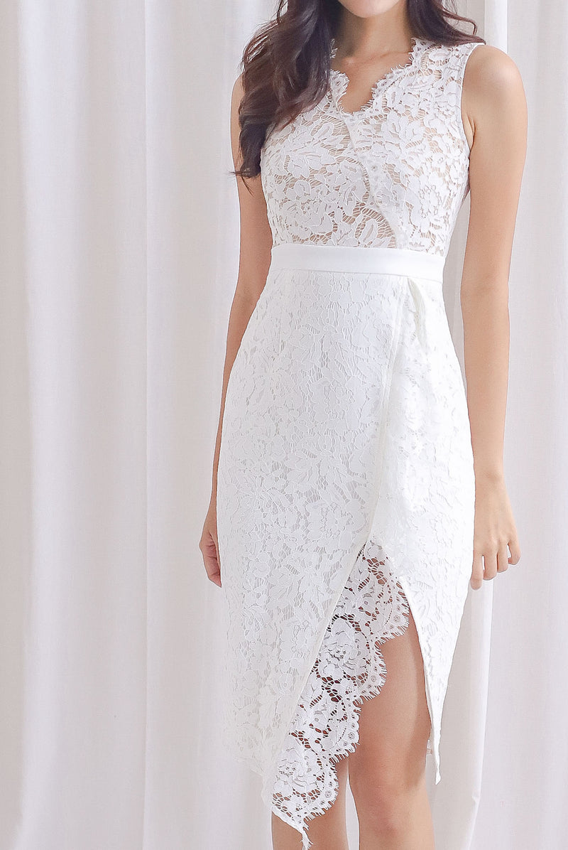 *Premium* TDC Desiree Slit Lace Dress In White