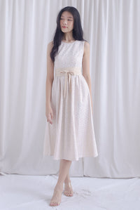 Primrose Two Ways Sleeve Lace Maxi Dress In White