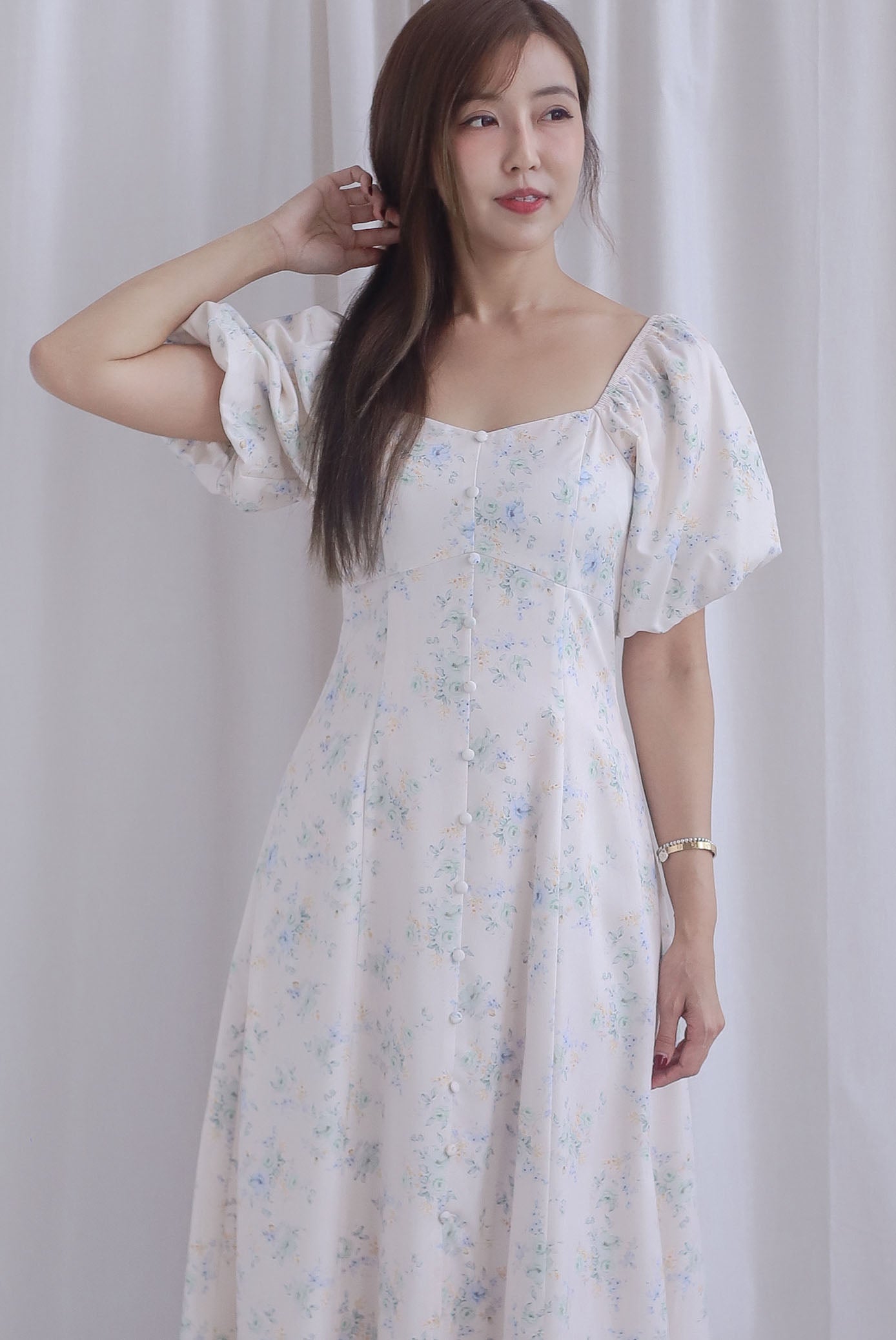 Rachel Sweetheart Floral Sleeved Dress In Blue