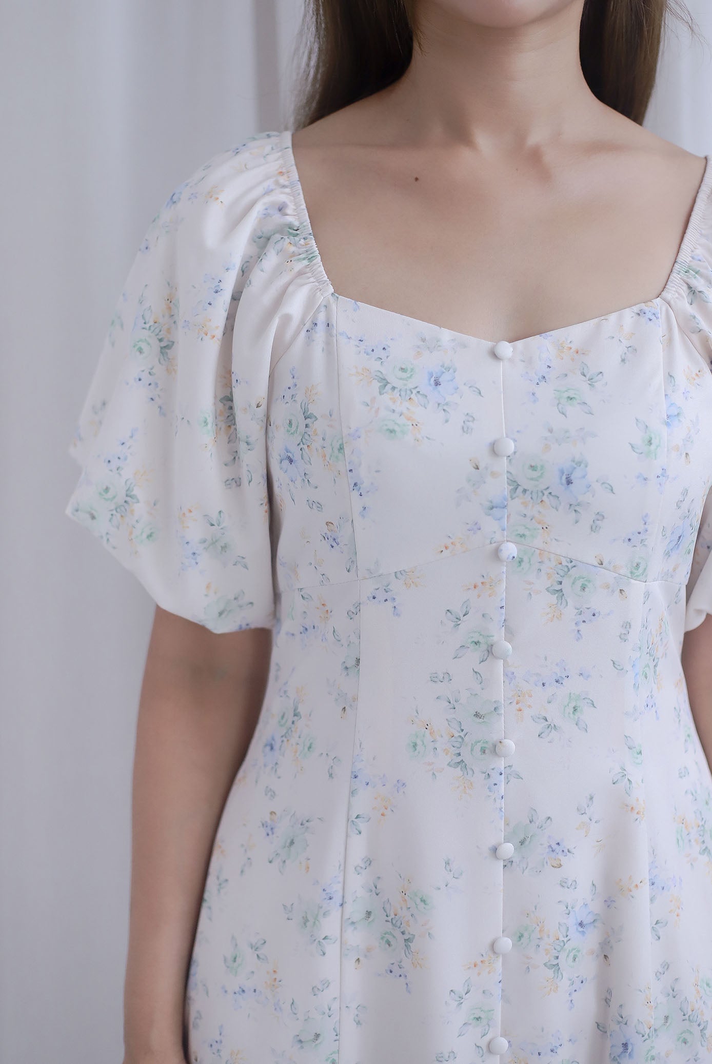 Rachel Sweetheart Floral Sleeved Dress In Blue