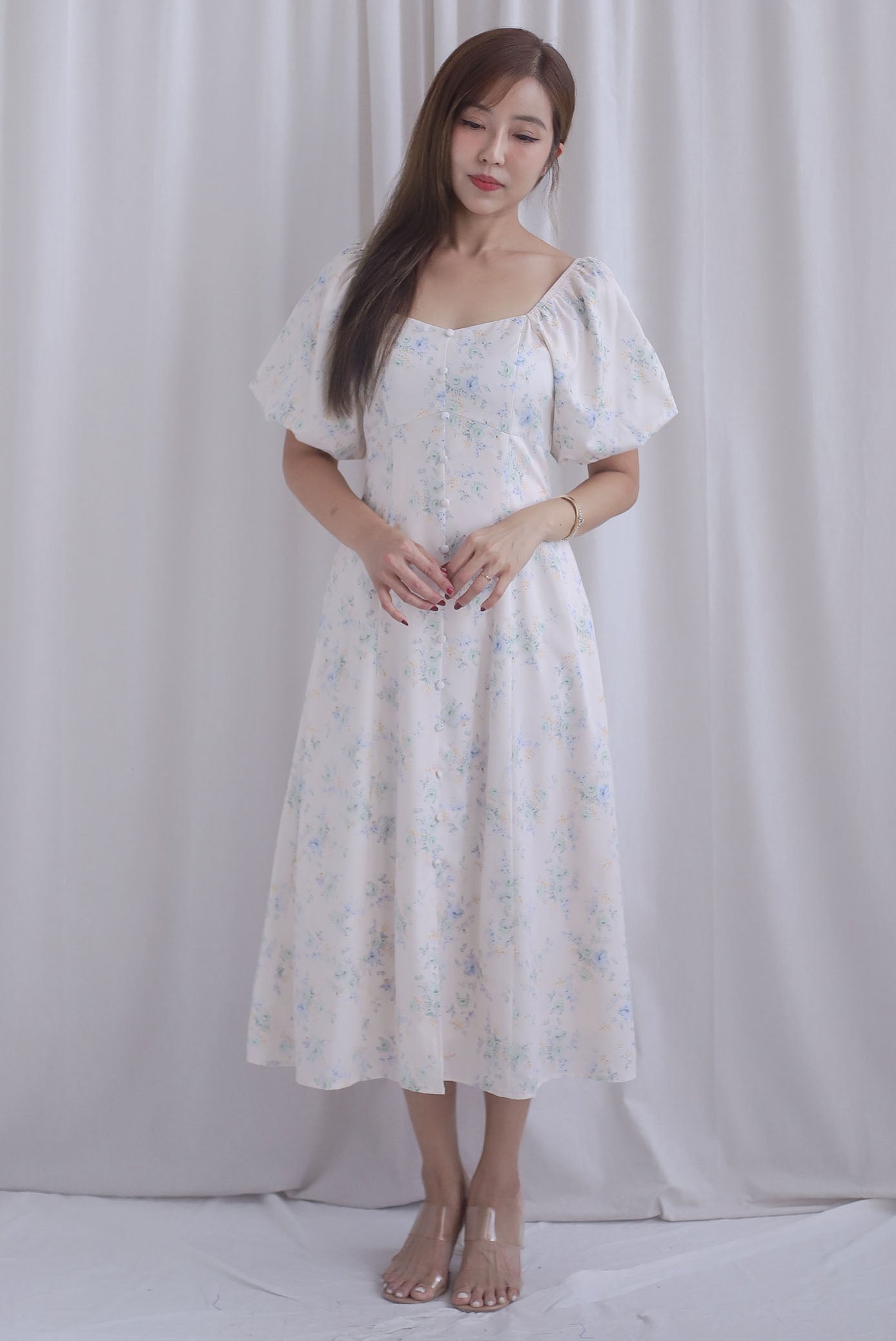 Rachel Sweetheart Floral Sleeved Dress In Blue