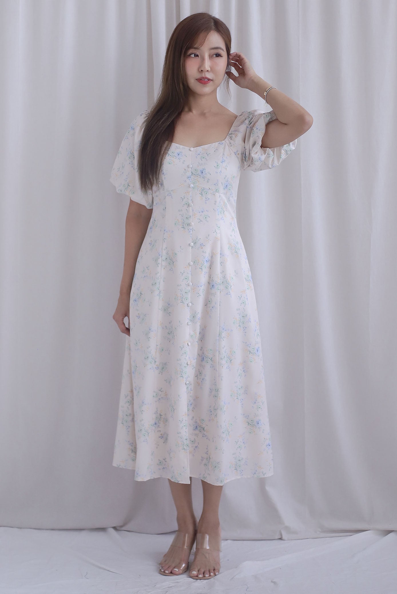 Rachel Sweetheart Floral Sleeved Dress In Blue