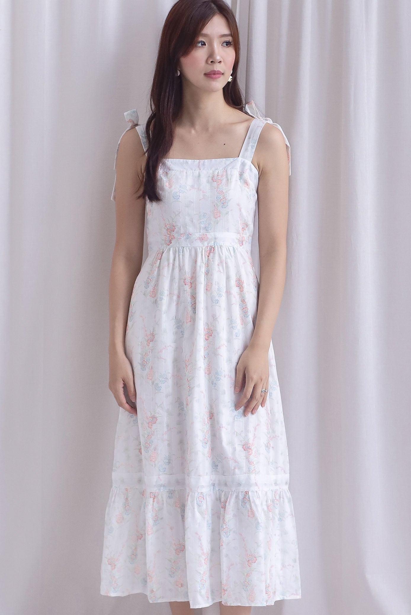 Ronnie Bow Strap Maxi Dress In Peach Floral