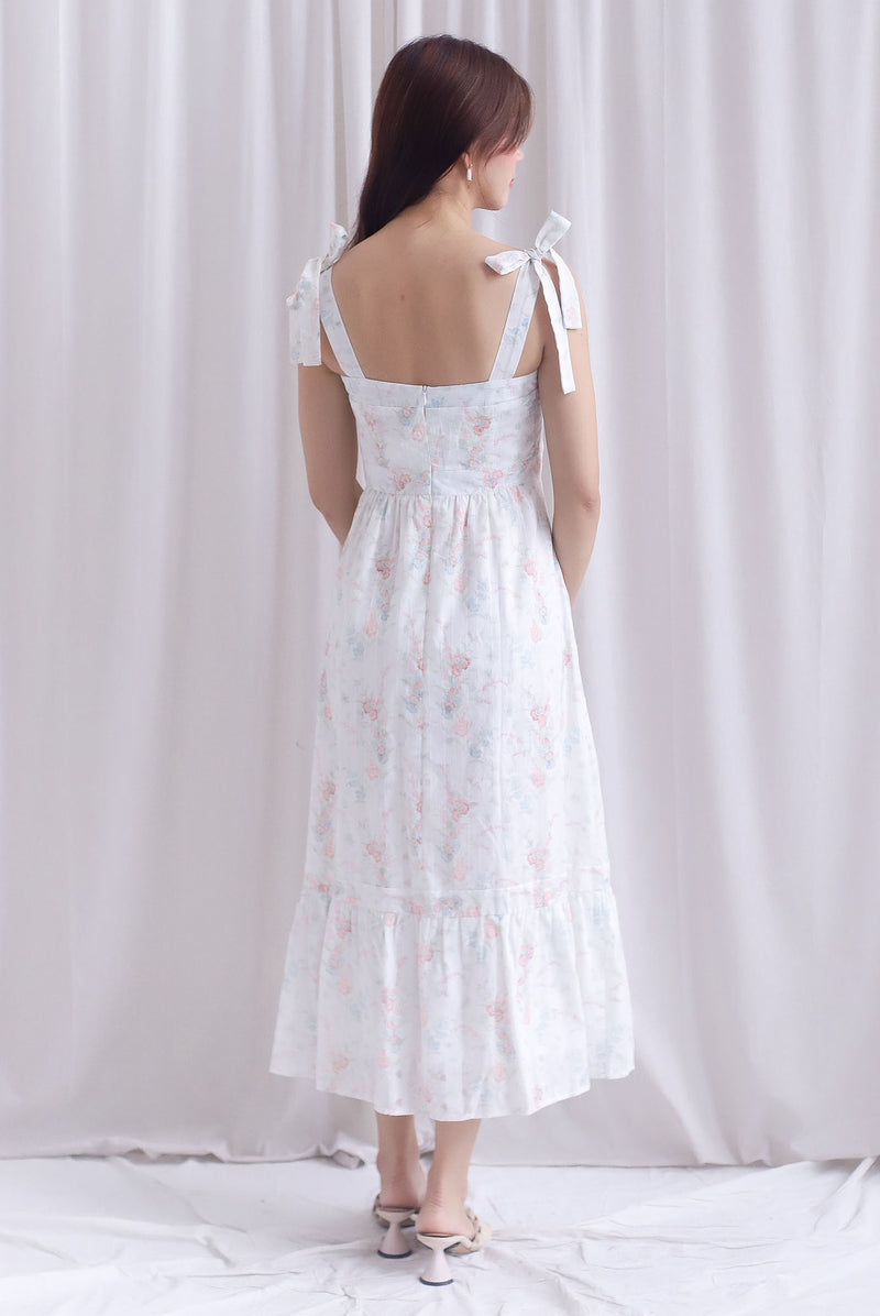 Ronnie Bow Strap Maxi Dress In Peach Floral