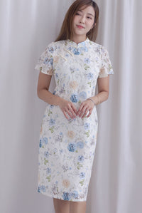 Rosette Oriental Garden Lace Cheong Sam Dress In Blue