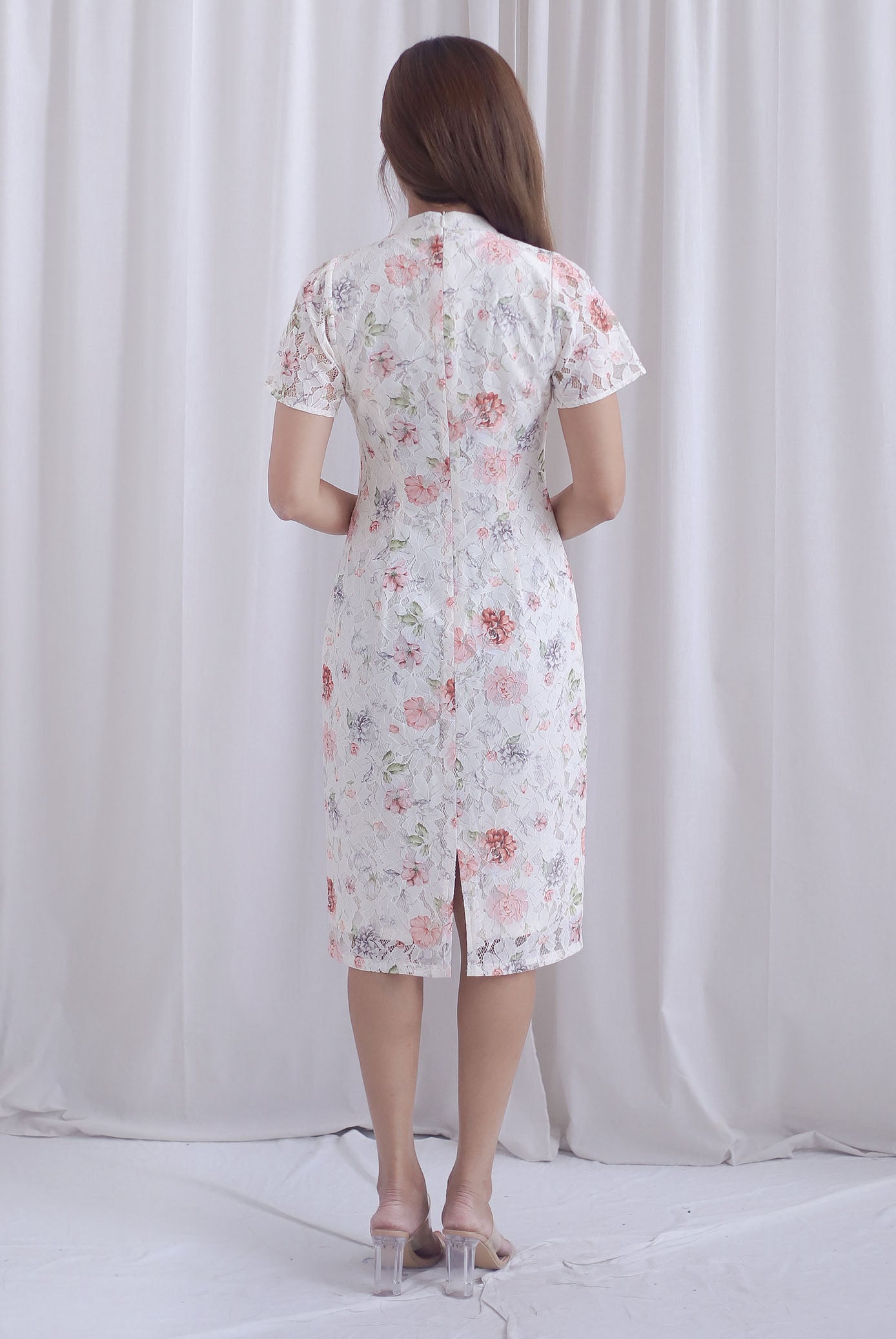 Rosette Oriental Garden Lace Cheong Sam Dress In Pink