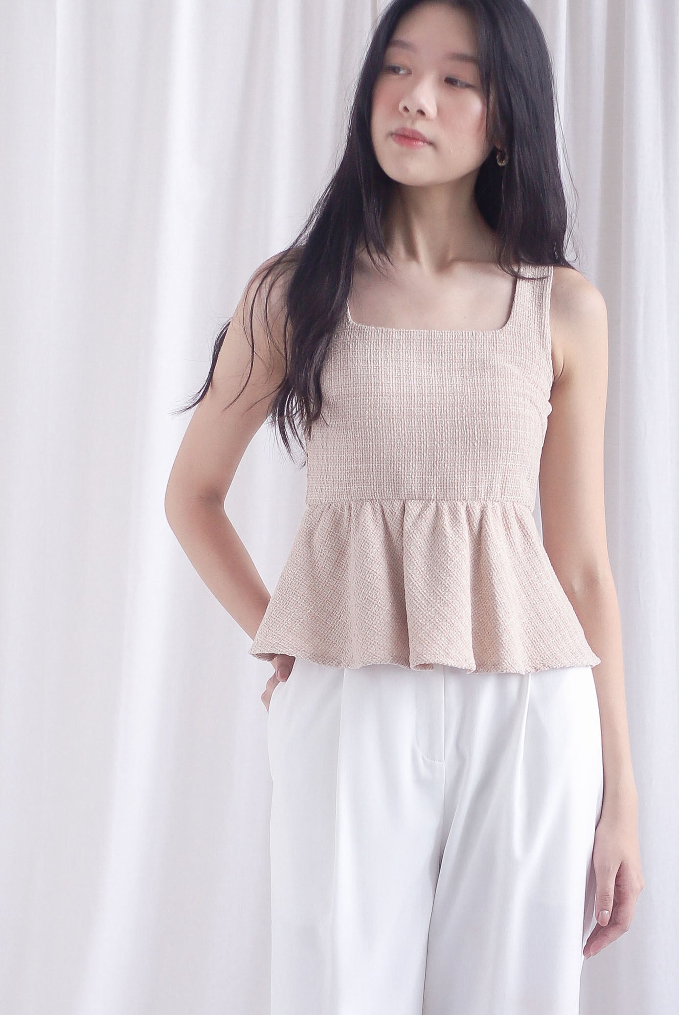 meing peplum tweed tops【新品未使用】 meing peplum tweed tops【新品未使用】 - メルカリ