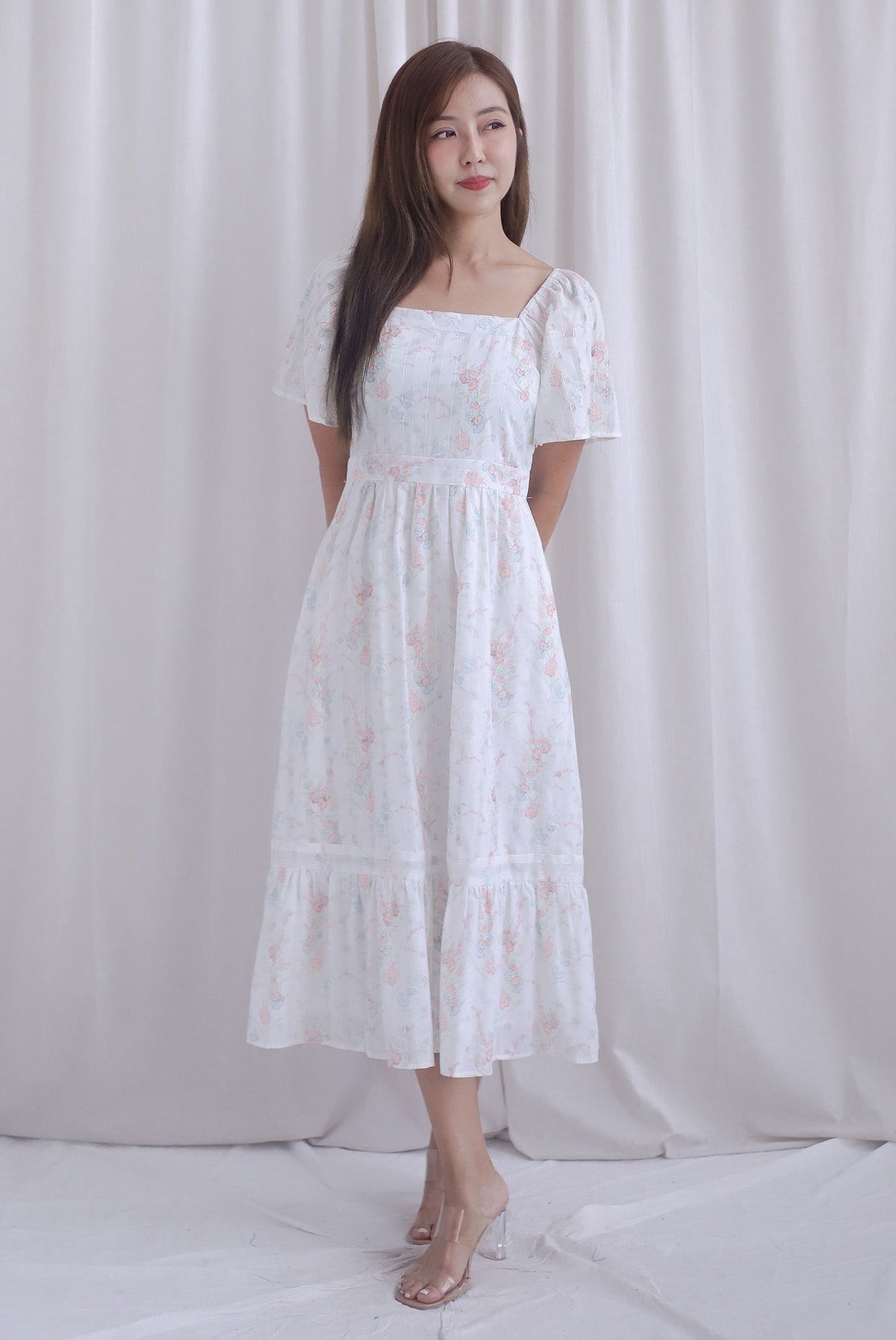 Satella Flutter Sleeves Lattice Floral Midi Dress In Peach Floral