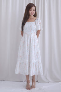 Satella Flutter Sleeves Lattice Floral Midi Dress In Peach Floral