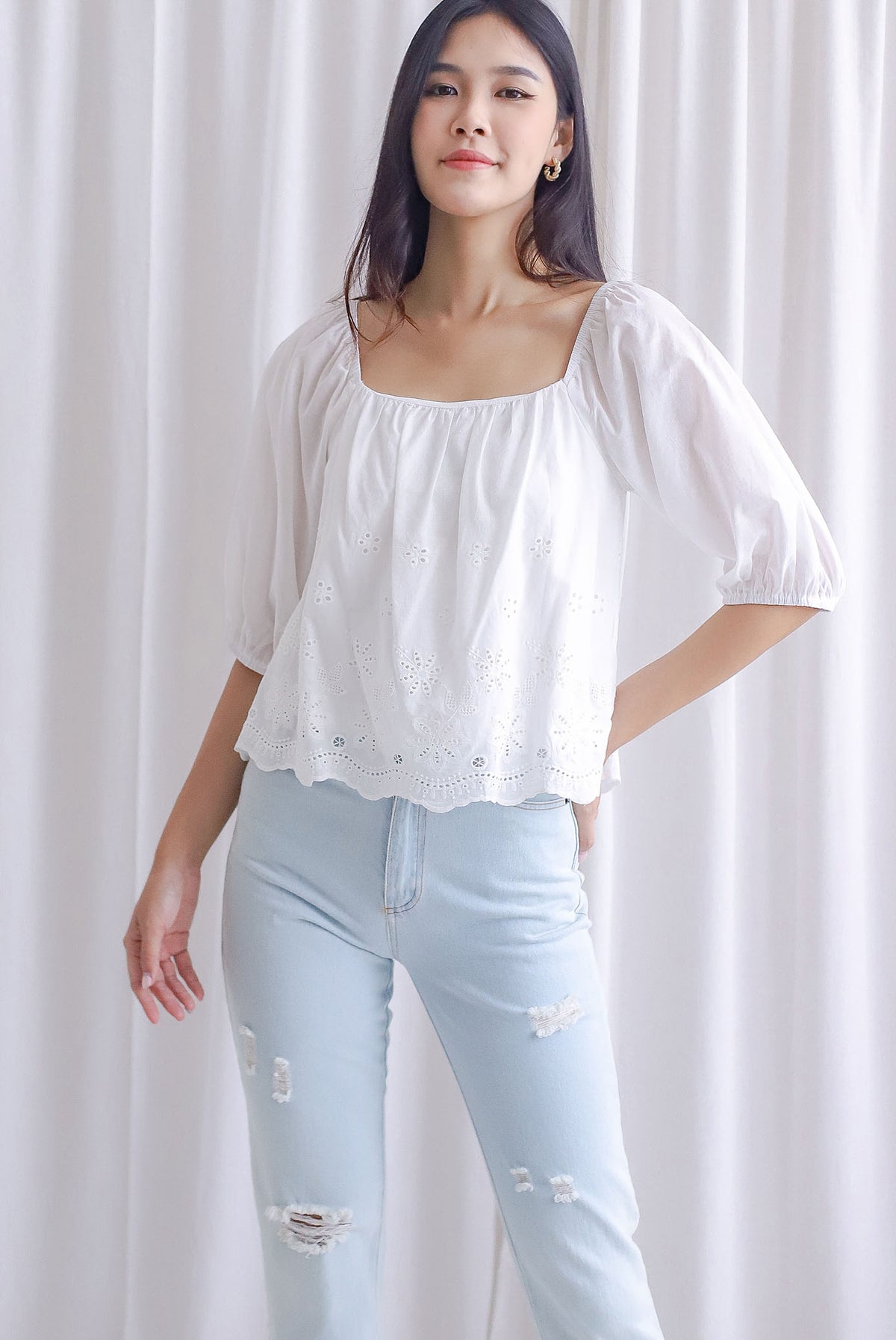 Sherlyn Eyelet Puffy Sleeve Top In White
