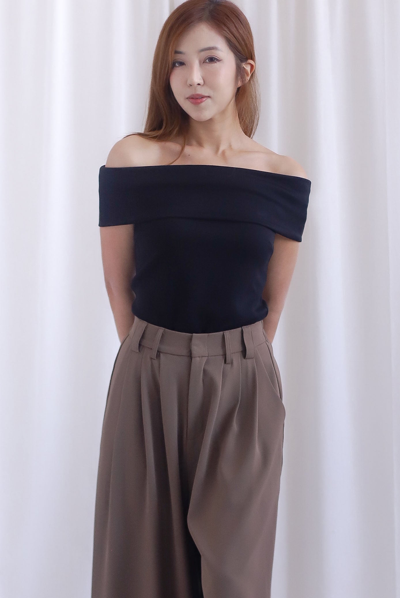Sienna Off Shoulder Top In Black