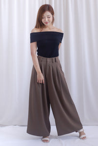 Sienna Off Shoulder Top In Black