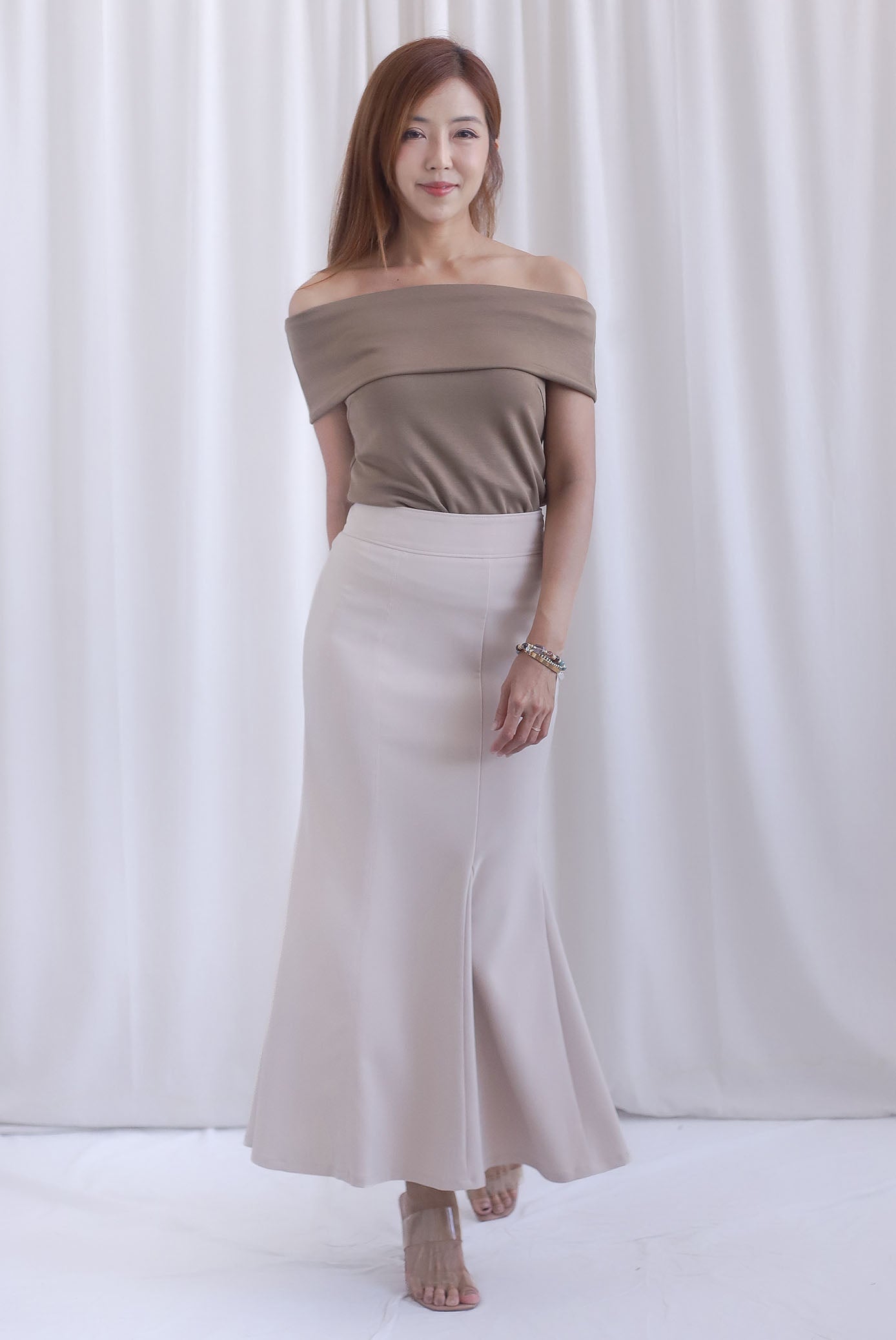 Sienna Off Shoulder Top In Taupe