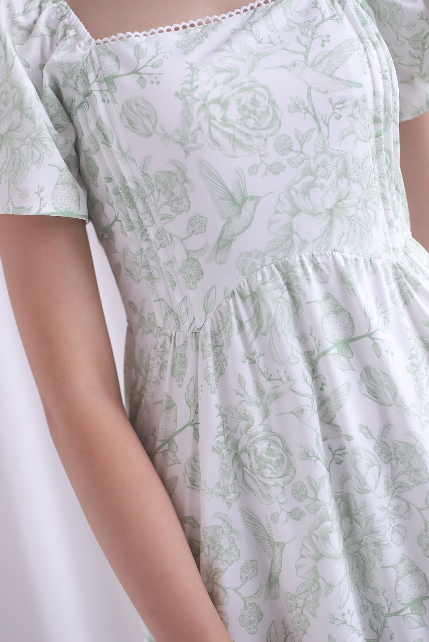 Solenes Porcelain Lattice Pintuck Sleeved Midi Dress In Green