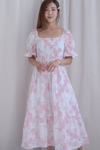 Spring Muse Puffy Sleeve Smocked Dress In Pink