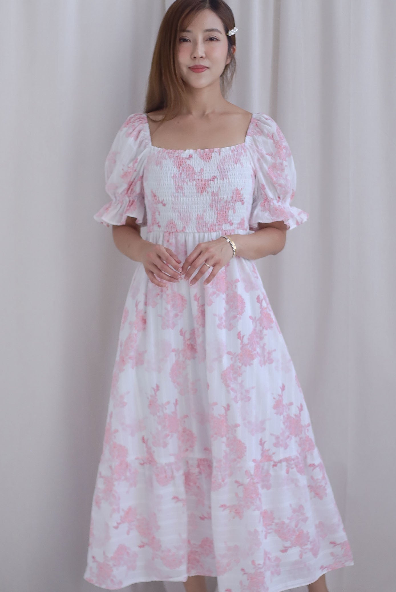 Spring Muse Puffy Sleeve Smocked Dress In Pink