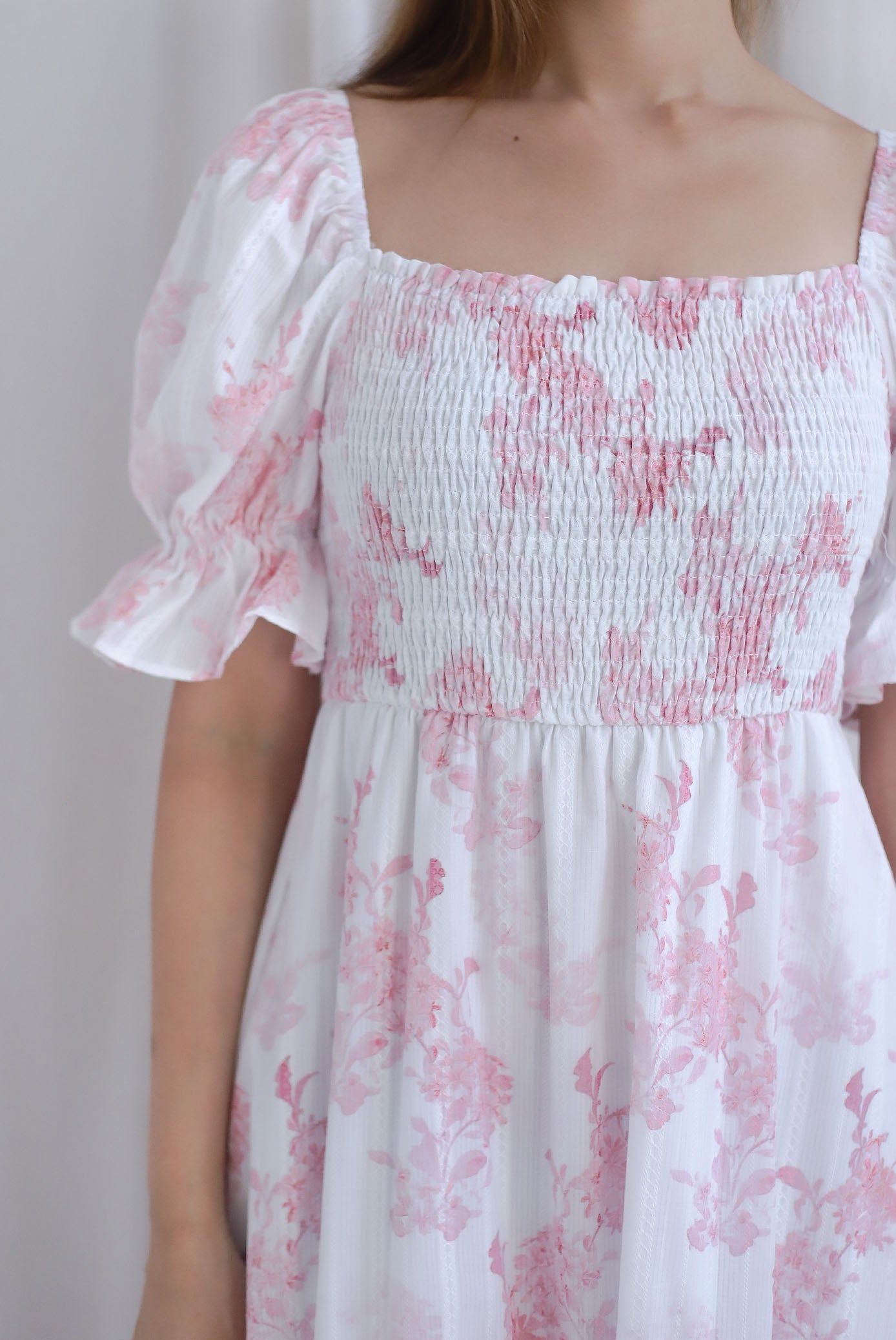 Spring Muse Puffy Sleeve Smocked Dress In Pink