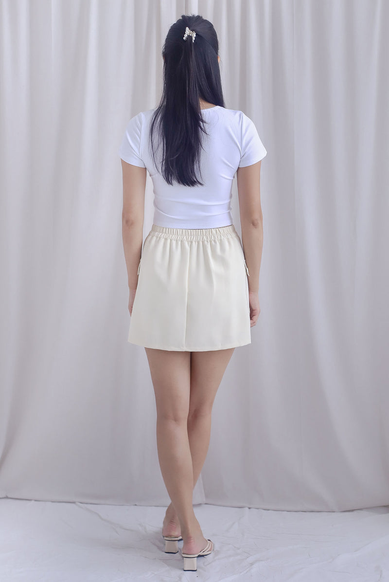 Stevie Cargo Drawstring Skorts In Cream