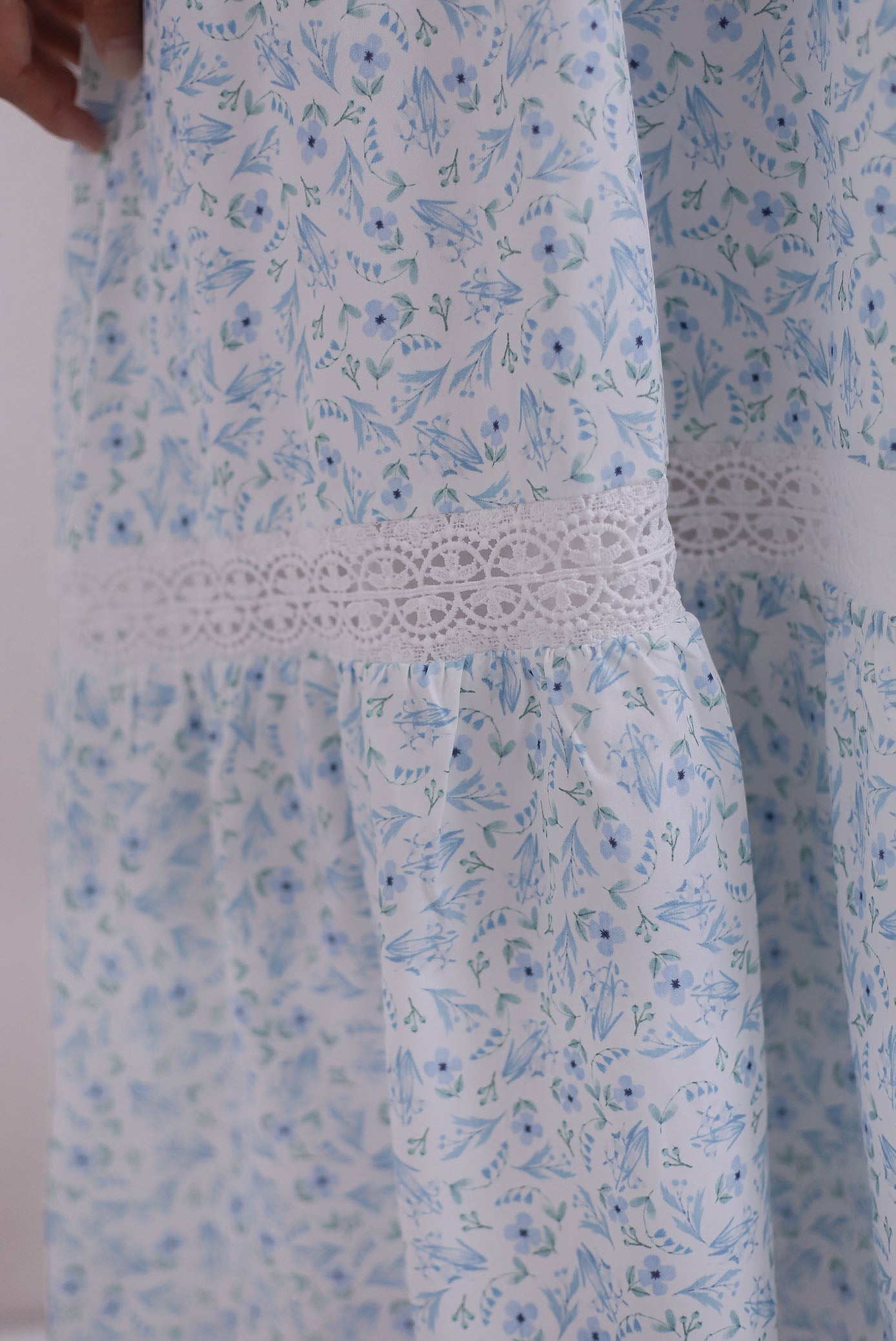 Summer Puffy Sleeves Lattice Pintuck Maxi Dress In Blue Floral