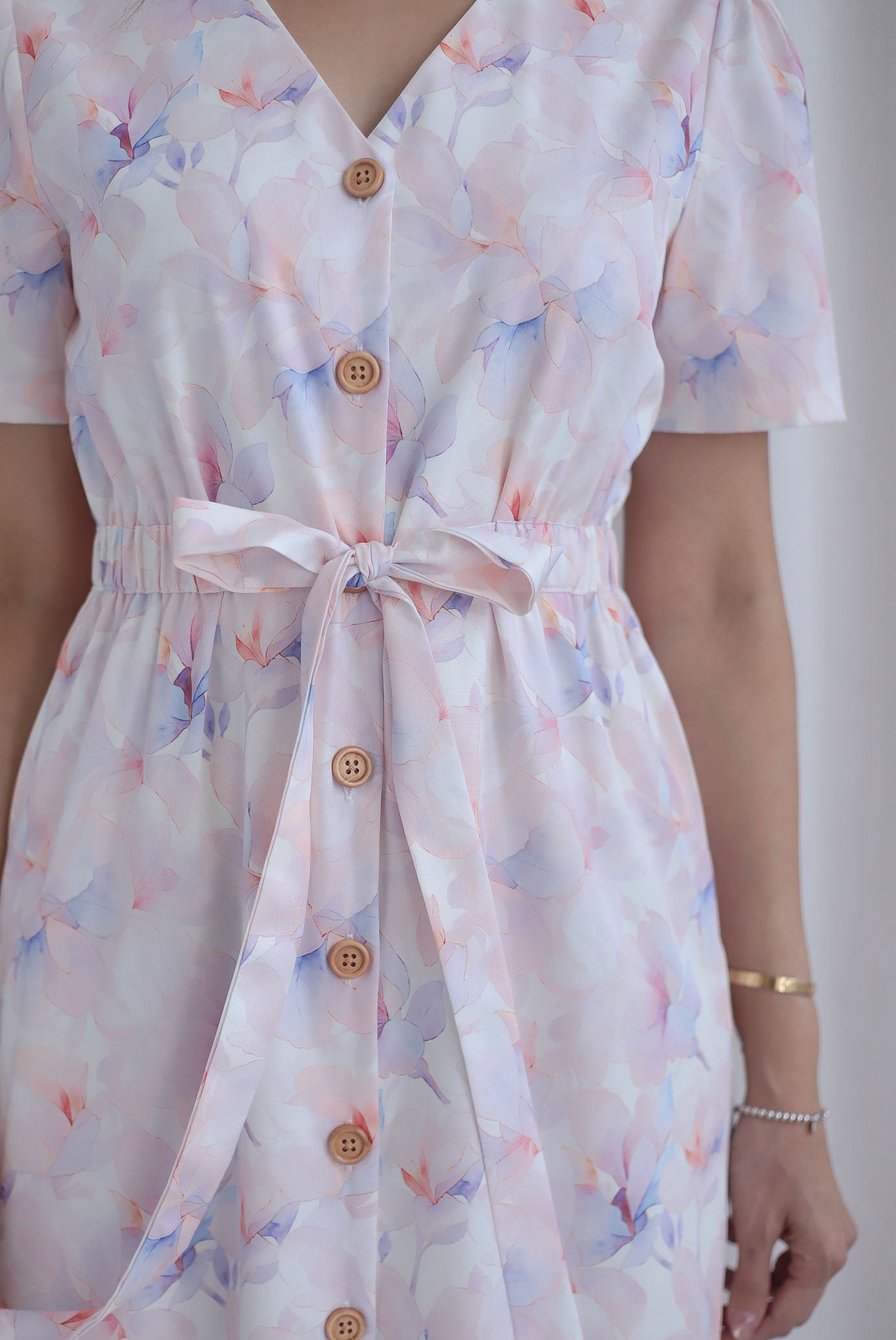 TDC Lovie Buttons Drawstring Dress In Misty Rose