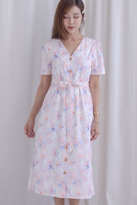 TDC Lovie Buttons Drawstring Dress In Misty Rose