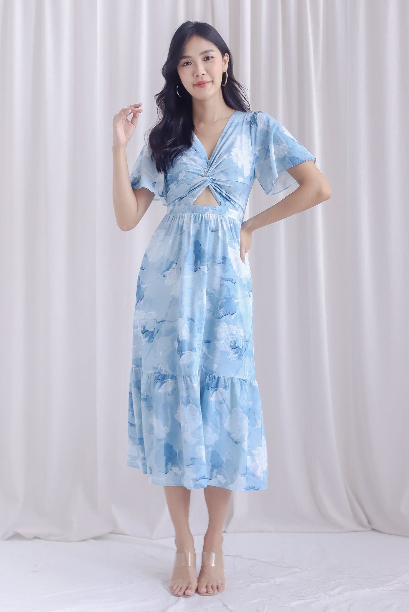 Teresa Flutter Sleeve Twist Knot Maxi Dress In Blue Watercolour