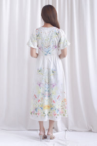 Tillie Placement Floral V Neck Midi Dress