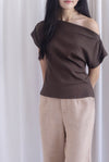 Vega Ribbed Wide Neck Top In Mocha