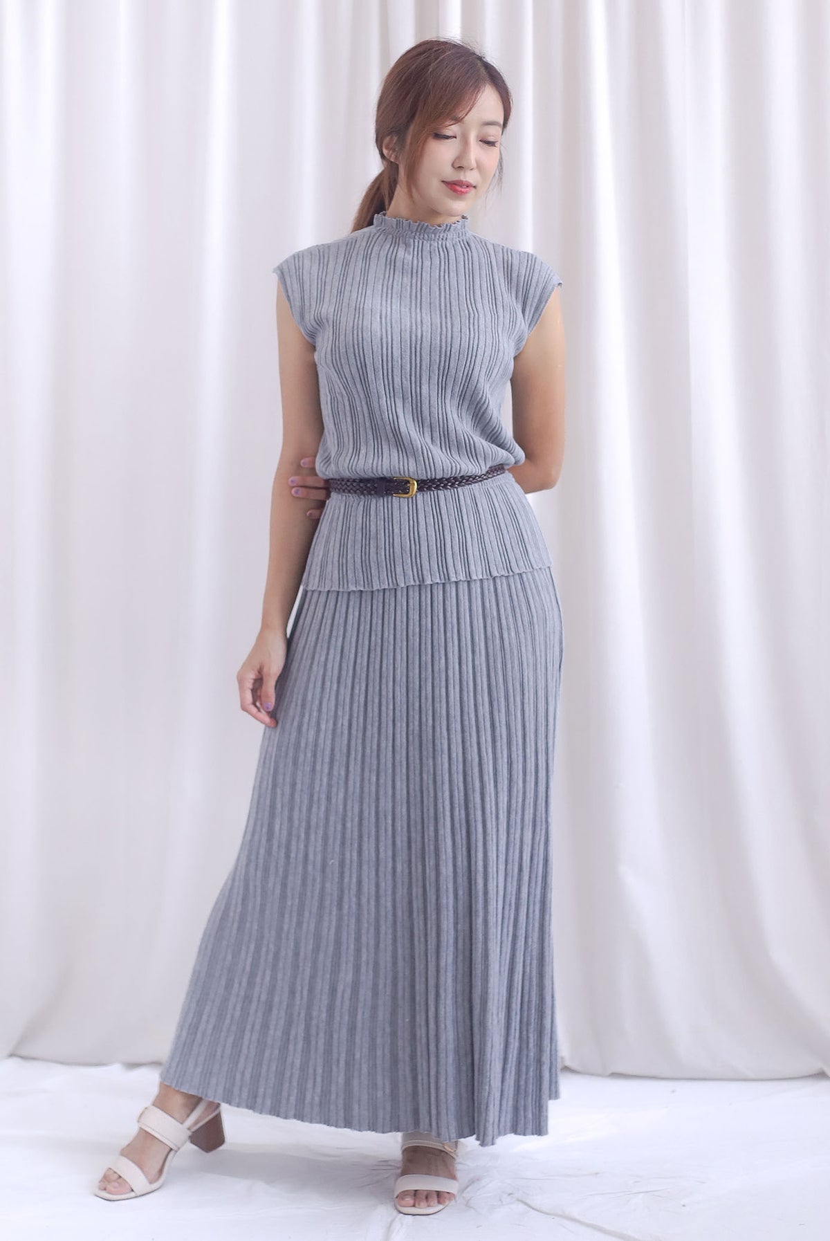 Victoria Weave Belt 3 Pcs Knit Set In Grey