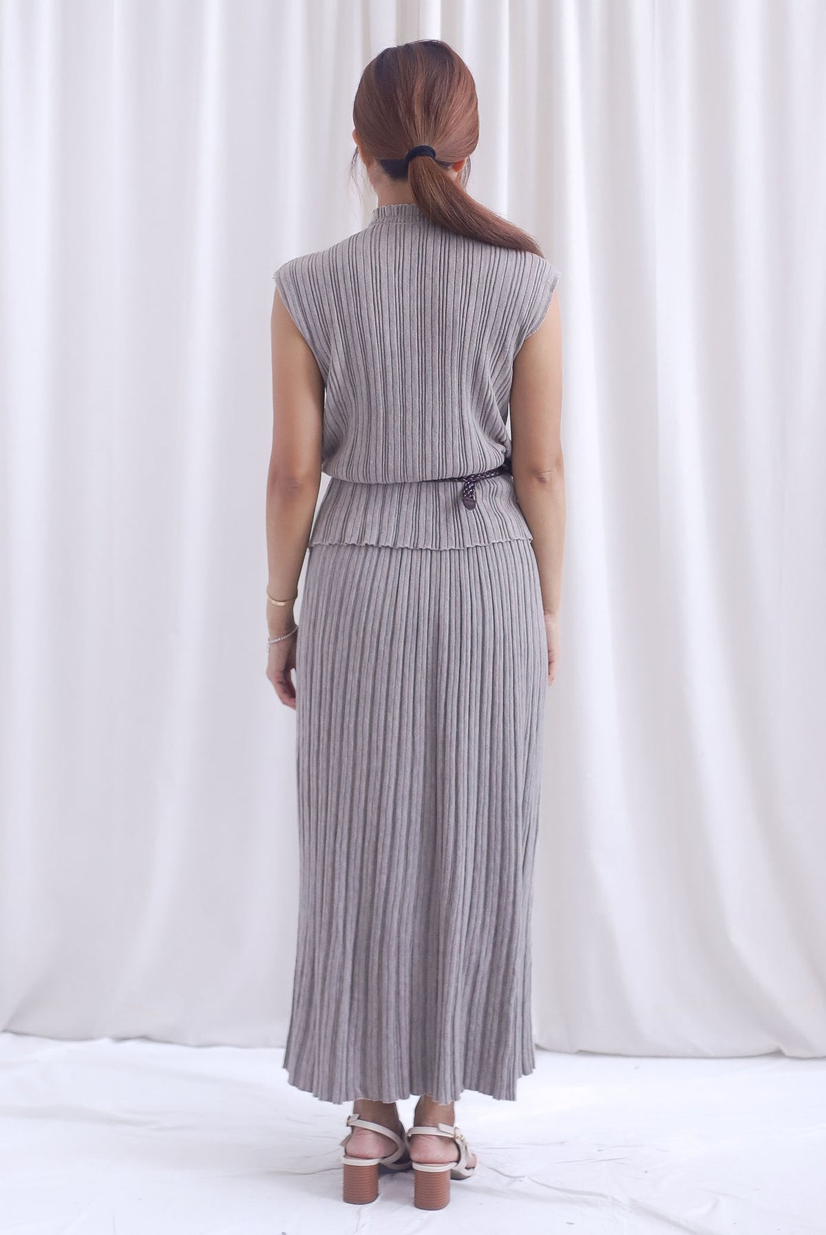 Victoria Weave Belt 3 Pcs Knit Set In Taupe