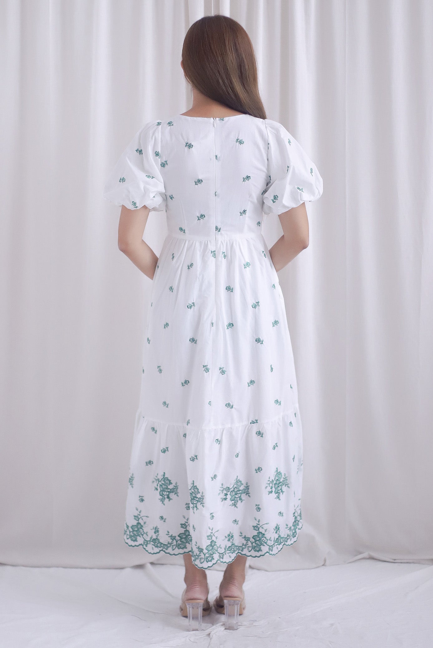 Violet Square Neck Embro Scallop Hem Maxi Dress In Green