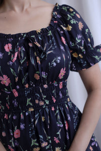 Whisper Frill Ruched Puffy Sleeve Pintuck Maxi Dress In Black Floral