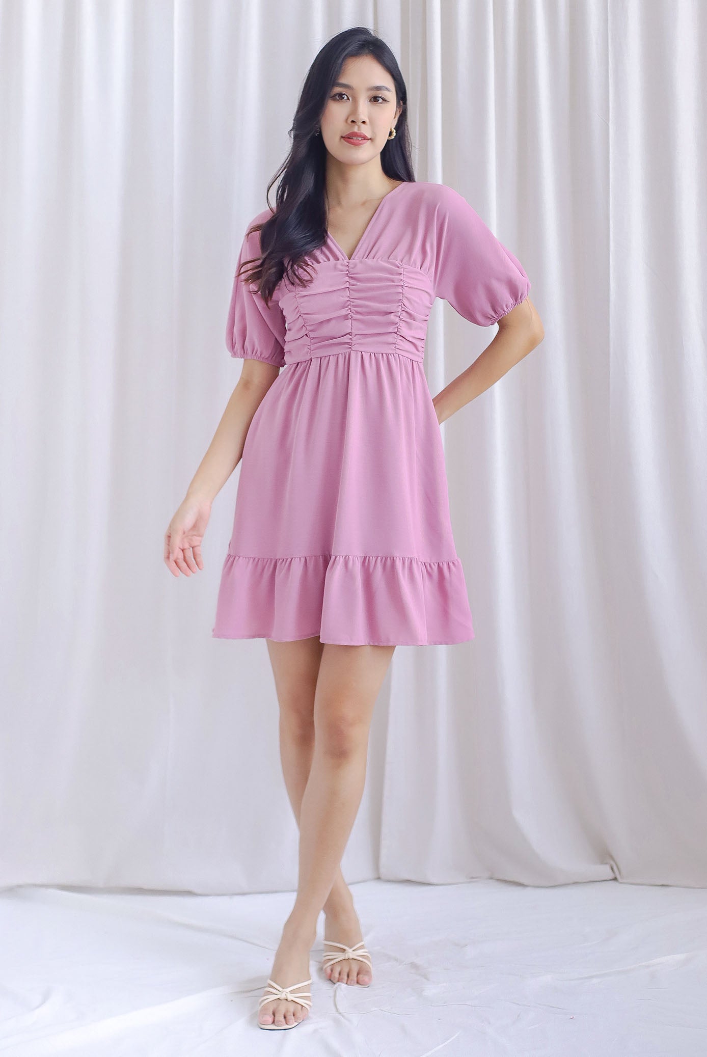 Willa Puffy Sleeve Ruched Romper Dress In Pink