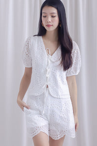 Willow Eyelet Ribbons Front Top