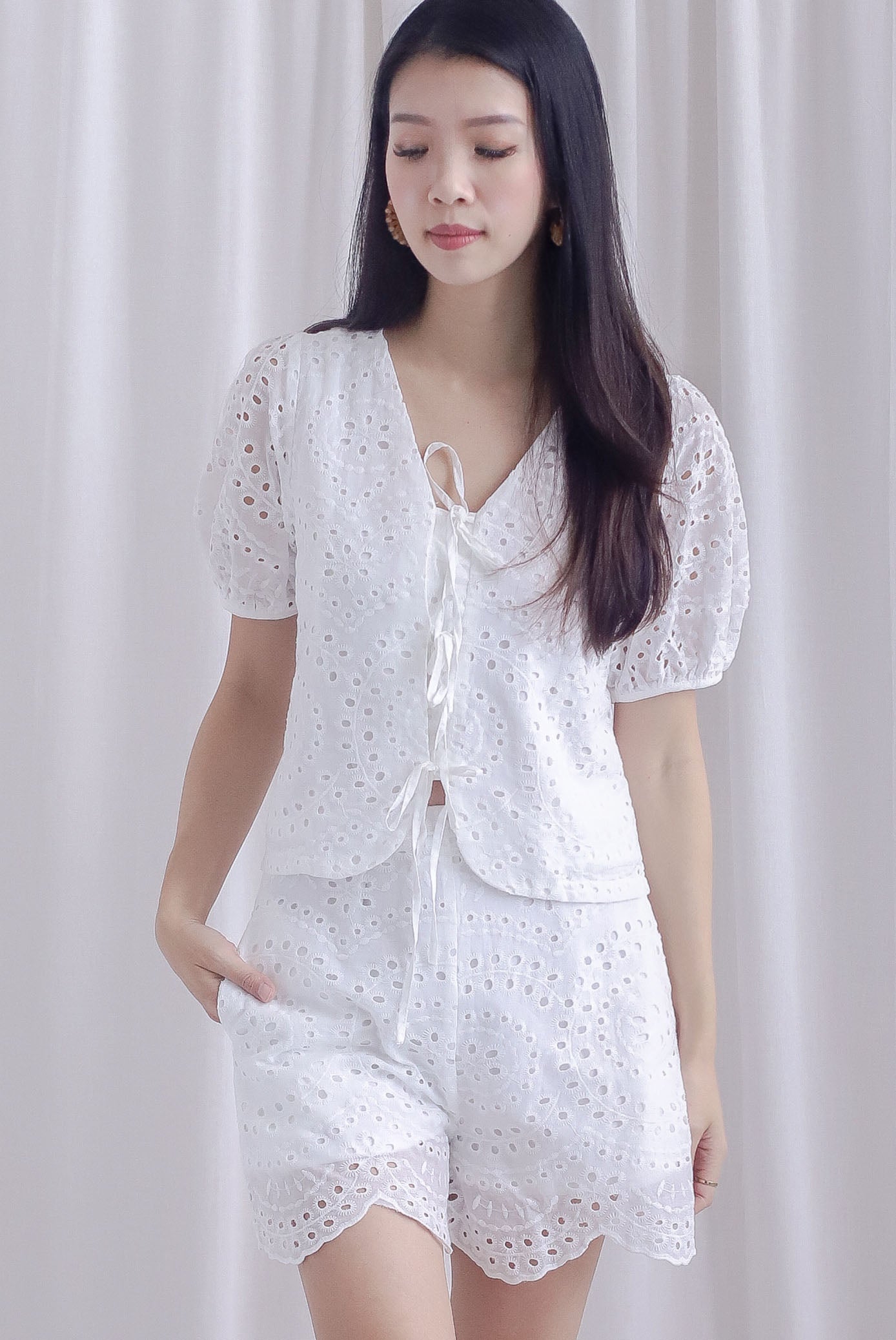 Willow Eyelet Ribbons Front Top