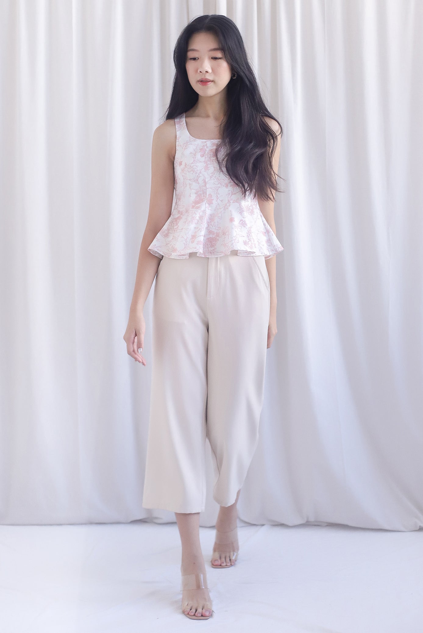 Zoey Porcelain Seam Peplum Top In Pink