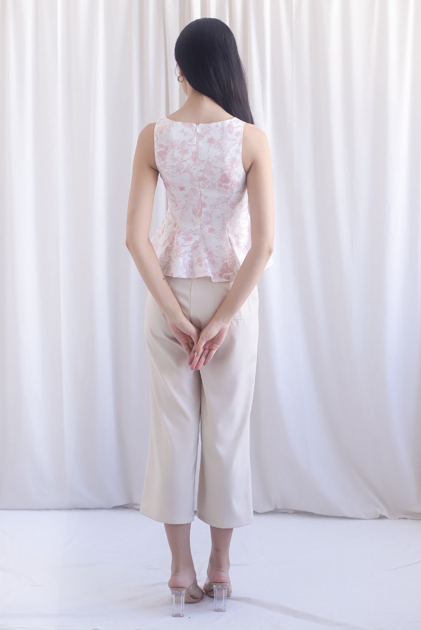 Zoey Porcelain Seam Peplum Top In Pink