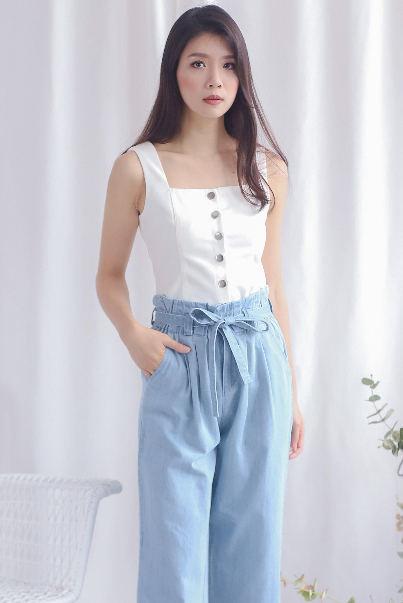 Anaisi Buttons Denim Top In White