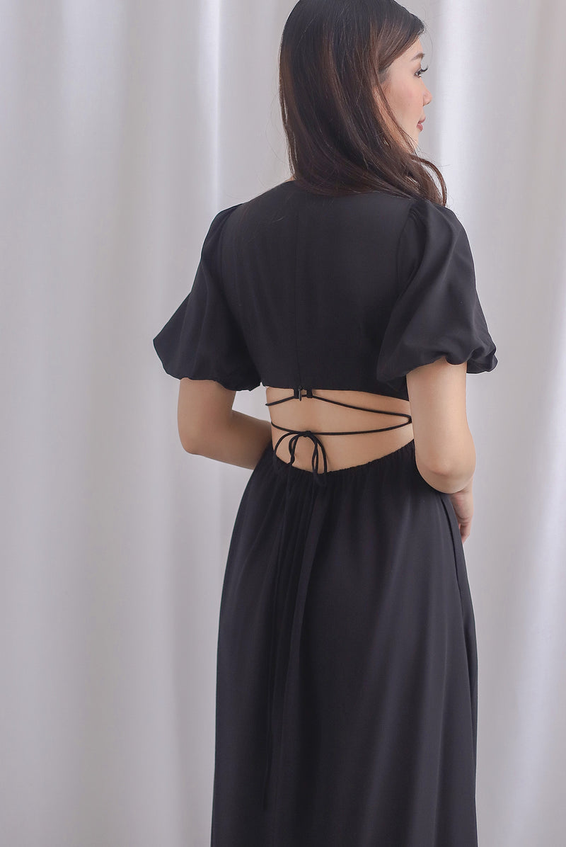Bayleigh Puffy Sleeve Square Neckline Tie Back Dress In Black