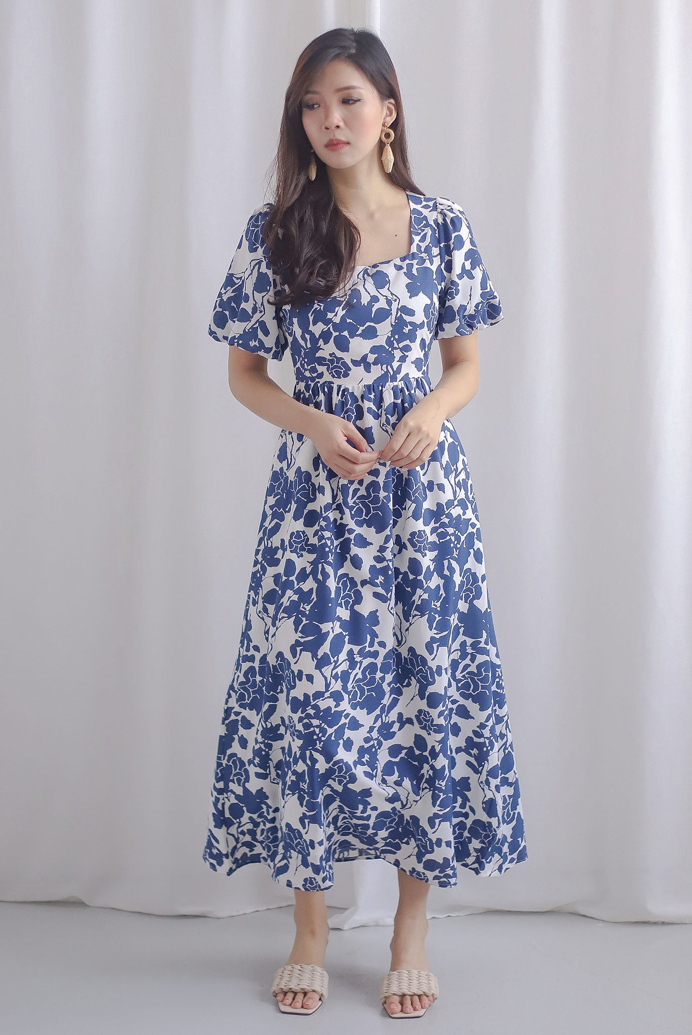 Restocked* Bayleigh Puffy Sleeve Square Neckline Tie Back Dress In Bl The Design Closets Restocked* Bayleigh Puffy Sleeve Square Neckline Tie Back Dress In Bl The Design Closets