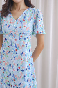 Blair Floral Flutter Sleeve Button Dress In Blue/Pink