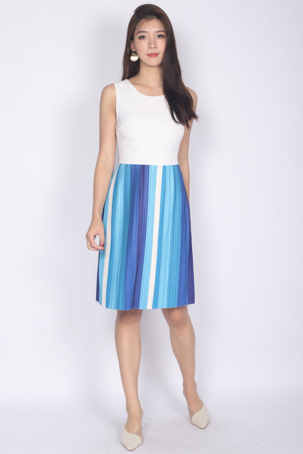 Brystal Multi Colour Pleated Dress In White