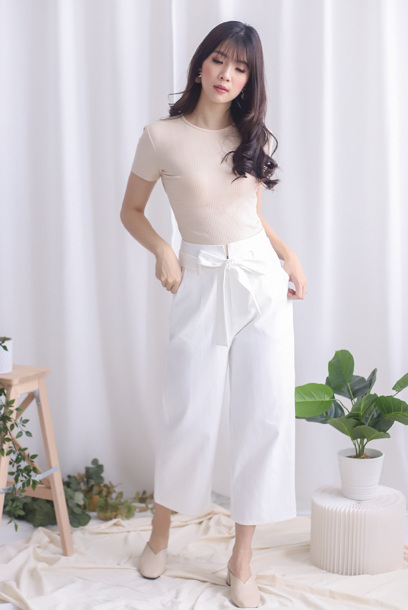 TDC Rei Linen Pants In White