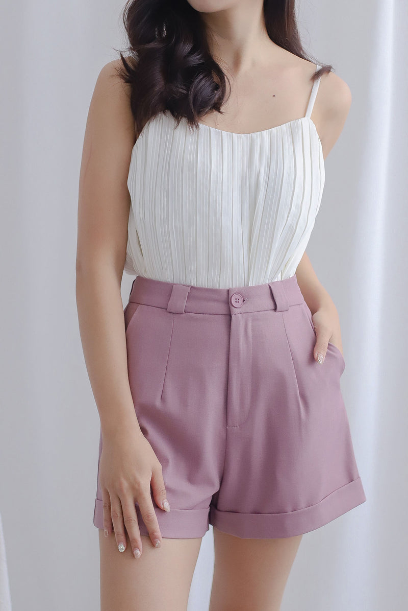 Darby Cuff Shorts In Blush