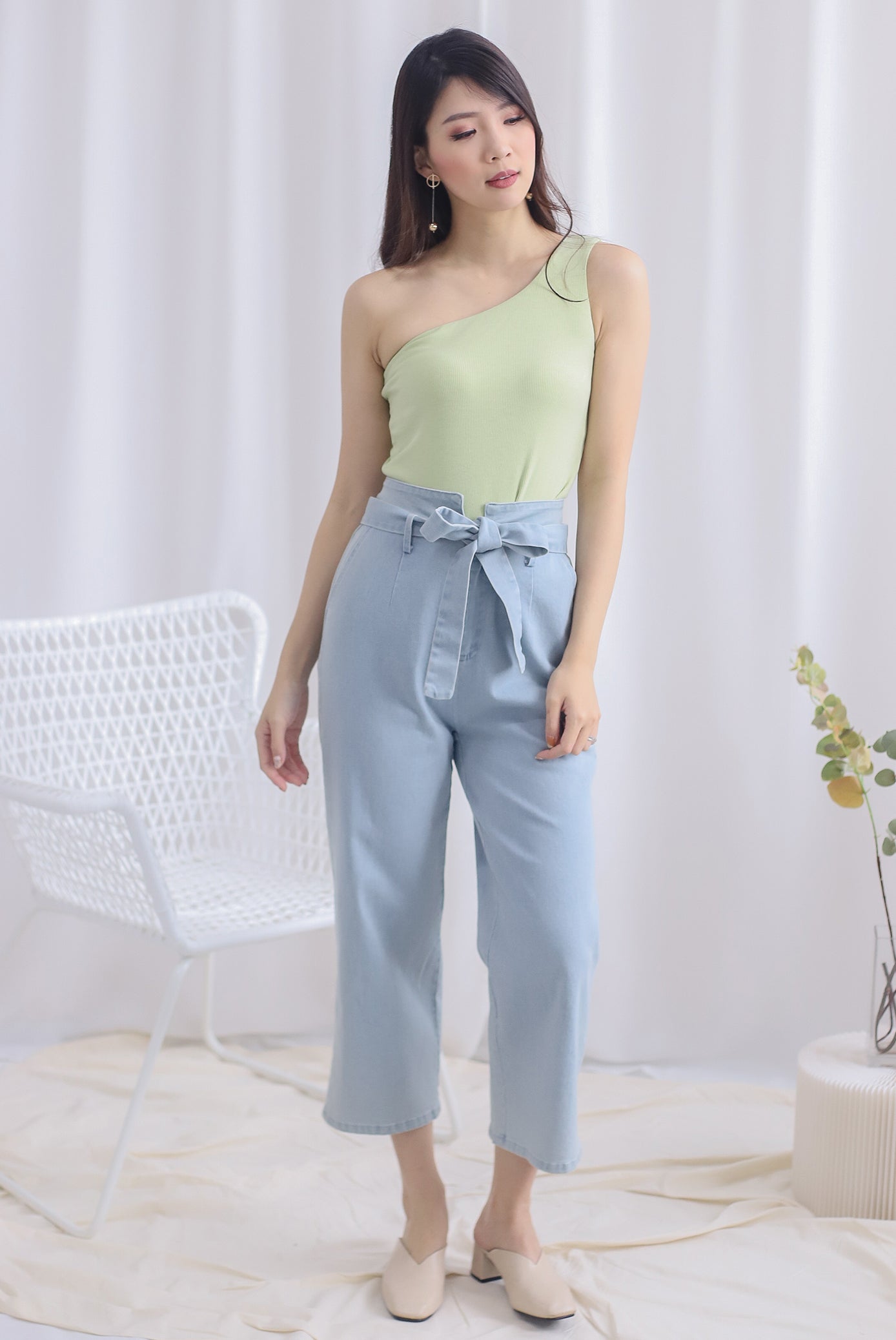 Eathelyn Ribbed Toga Top In Apple Green